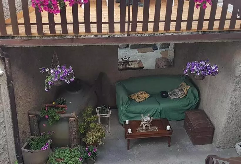 ペンション Casa Lidia
