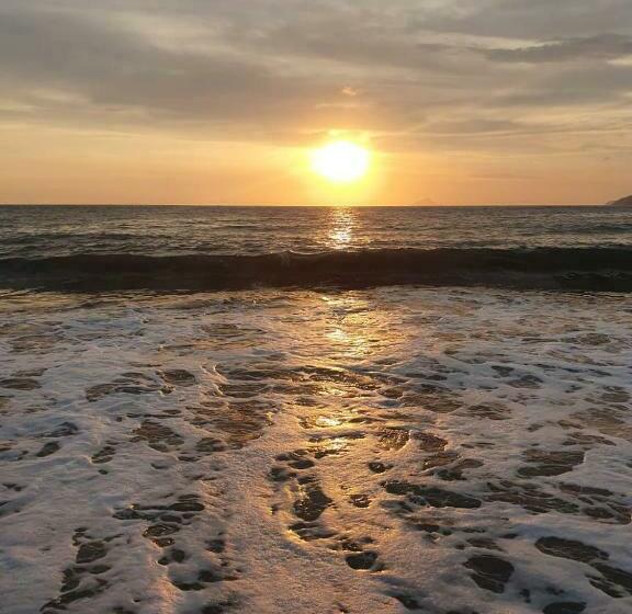 Pension Casa No Litoral Flats Na Barra Do Una