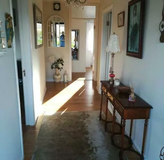 Aamiaismajoitus (B&B) Greystone House