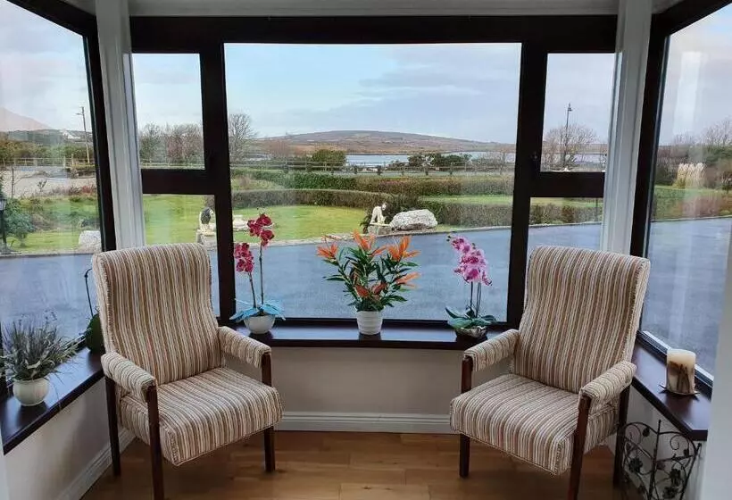 Aamiaismajoitus (B&B) Greystone House