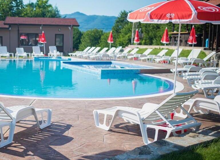 Отель хотелски комплекс саня