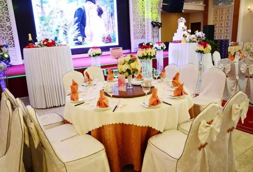 هتل Khách Sạn đồng Nai