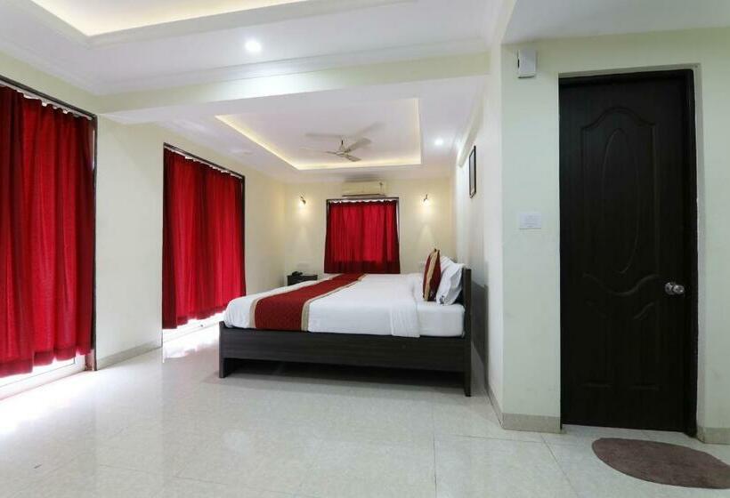 Hotelli Sai Swastik Luxury Stay