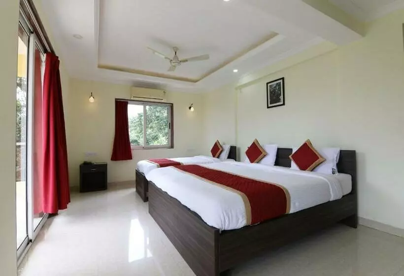 ホテル Sai Swastik Luxury Stay