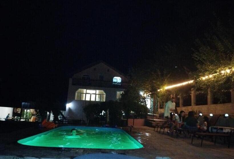 Пансион Casamarinela