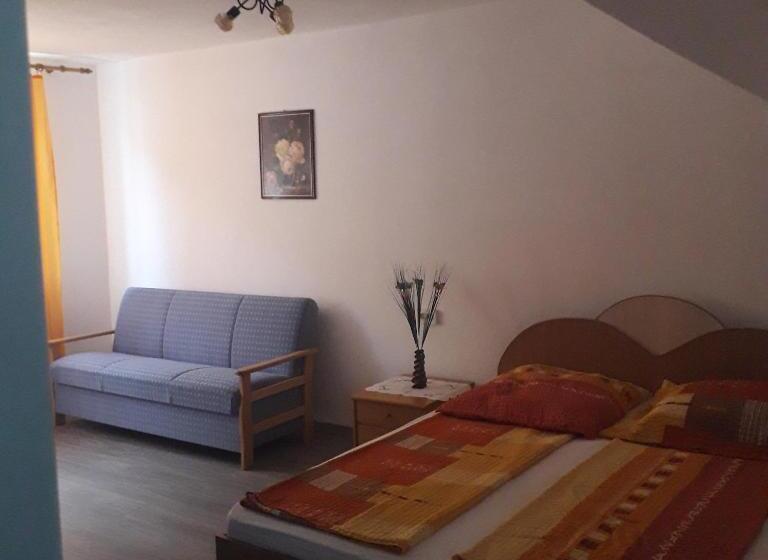 Пансион Casamarinela