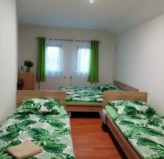 ペンション Vinný Sklep U Křížů