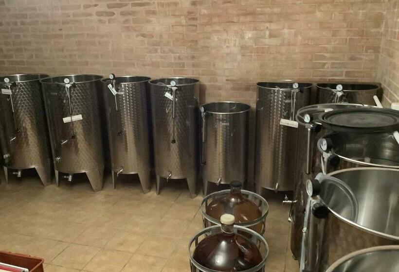 ペンション Vinný Sklep U Křížů