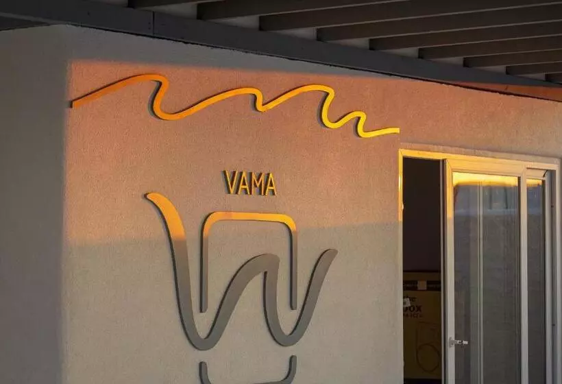 Pensió White Vama Veche
