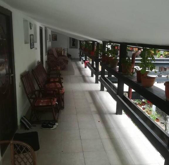 Pensiunea Casa Montana