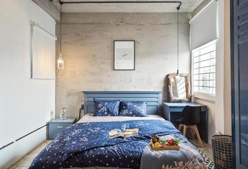 Pis Apartment In District 1