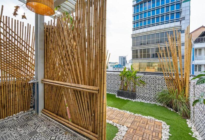 Pis Apartment In District 1