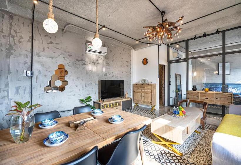 Pis Apartment In District 1