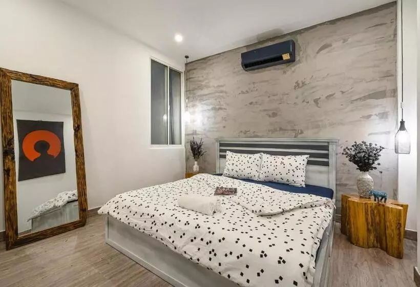 Pis Apartment In District 1