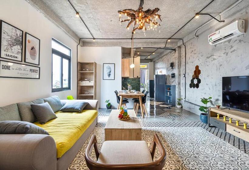 Pis Apartment In District 1