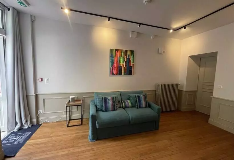 Aamiaismajoitus (B&B) Manoir De Villamont