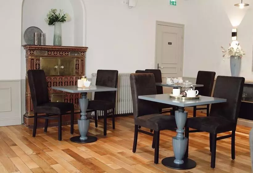 Aamiaismajoitus (B&B) Manoir De Villamont