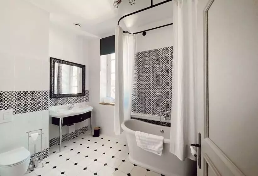 Aamiaismajoitus (B&B) Manoir De Villamont