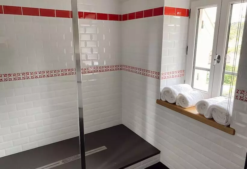 Aamiaismajoitus (B&B) Manoir De Villamont