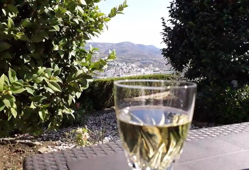 ベッドアンドブレックファースト Mito S House & Douro View