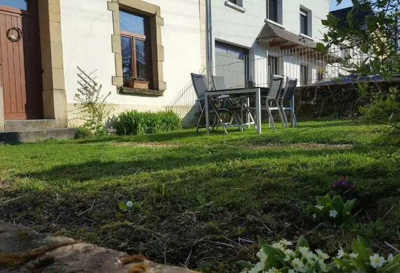 ベッドアンドブレックファースト Susque8