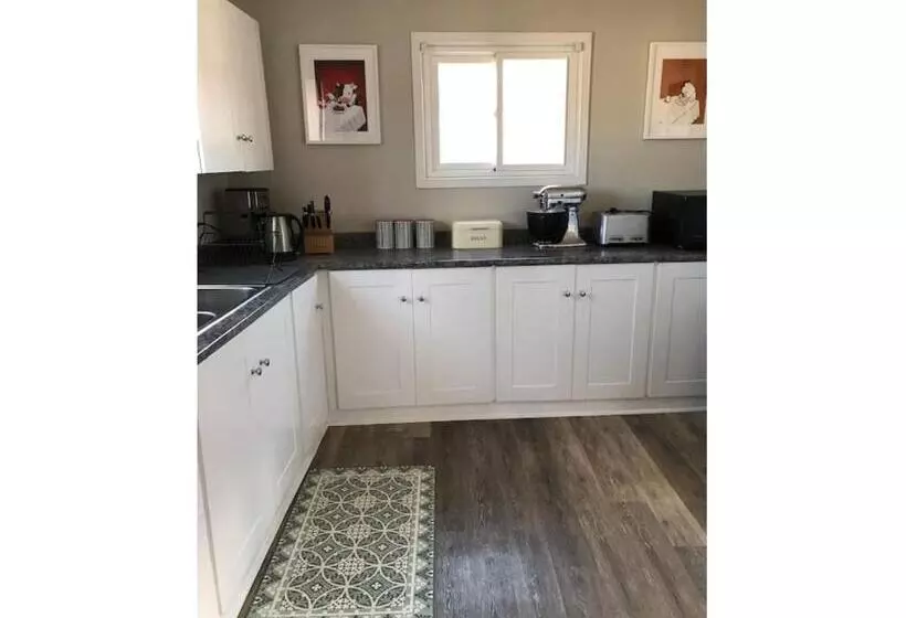 Majatalo Doucet Guesthouse