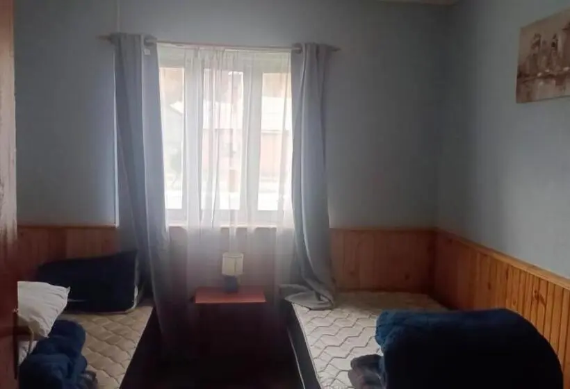 ユースホステル Hostal Y Cabañas Vientos Del Sur