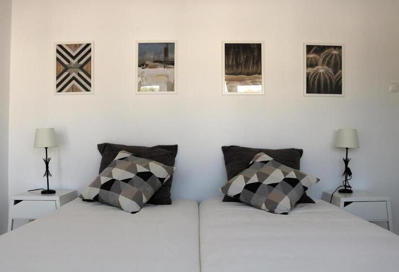 הוסטל In My House