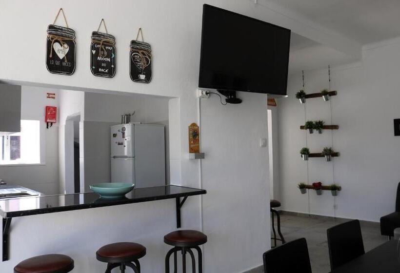 הוסטל In My House