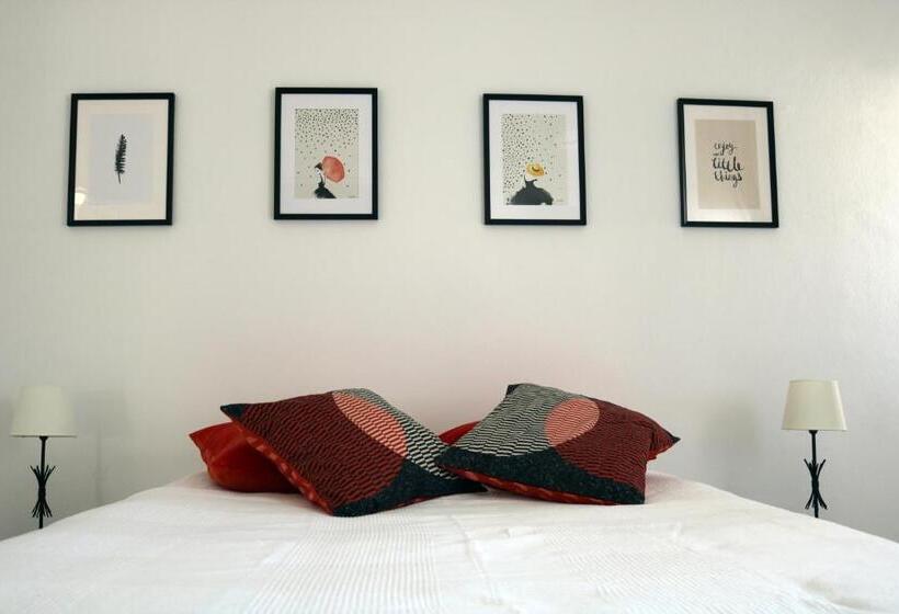 הוסטל In My House