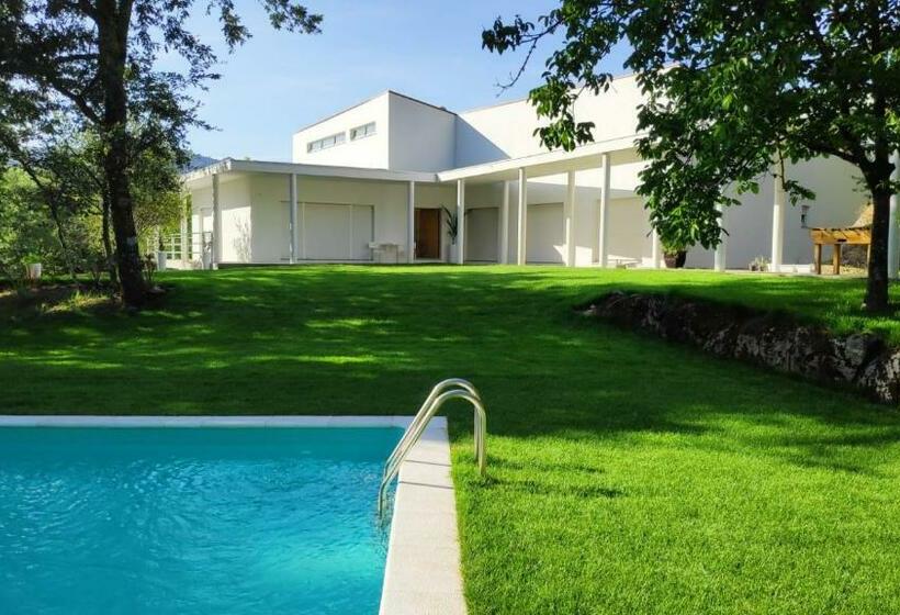 مبيت وإفطار Casa De Apeleiras