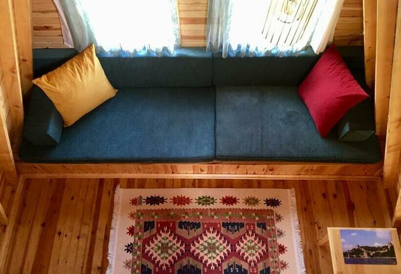 تختخواب و صبحانه Sultanmurat Bungalow