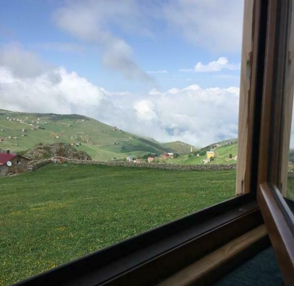 تختخواب و صبحانه Sultanmurat Bungalow