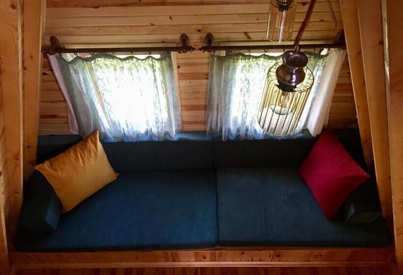 تختخواب و صبحانه Sultanmurat Bungalow