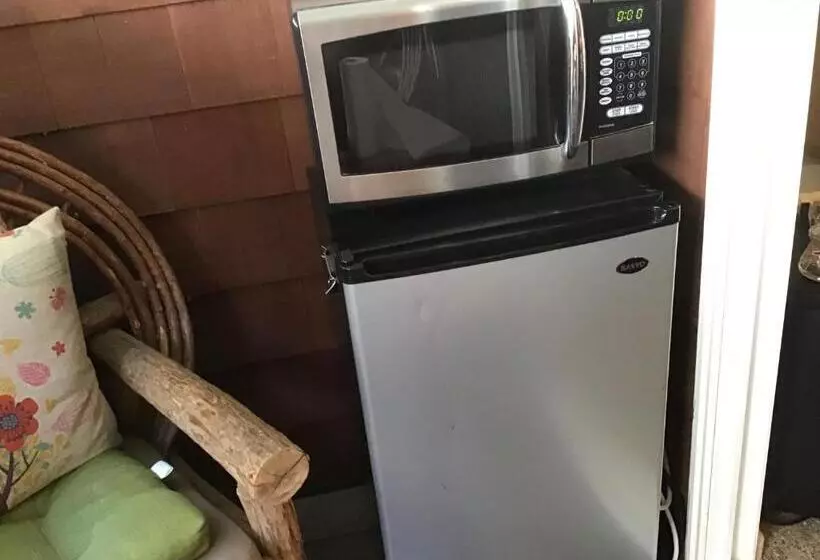 Her Castle Bed And Breakfast