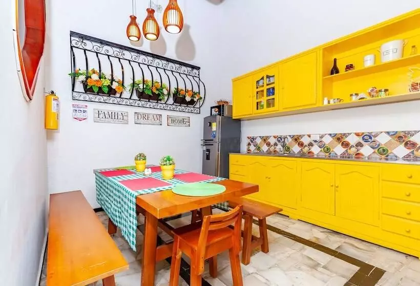 Hotelli Ayenda Casa La Castellana