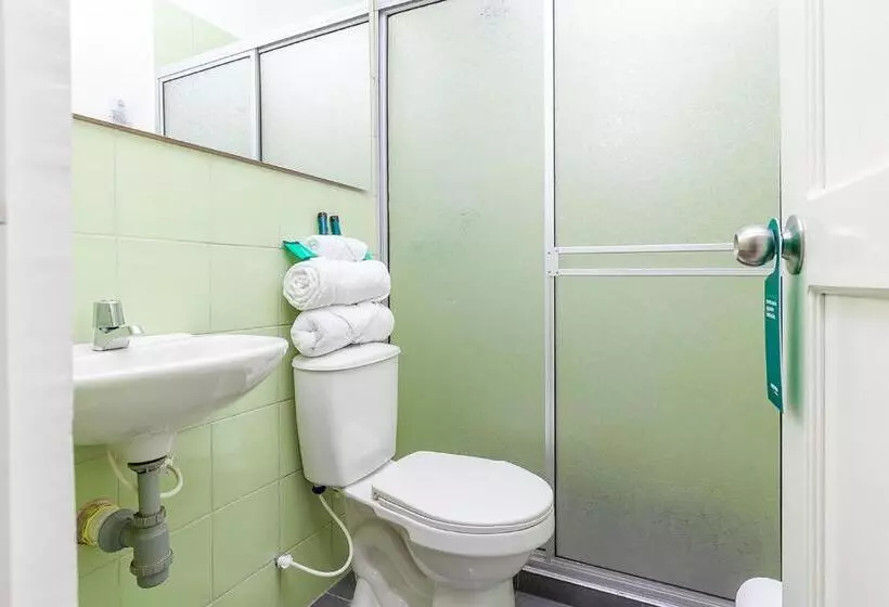 Hotelli Ayenda Casa La Castellana