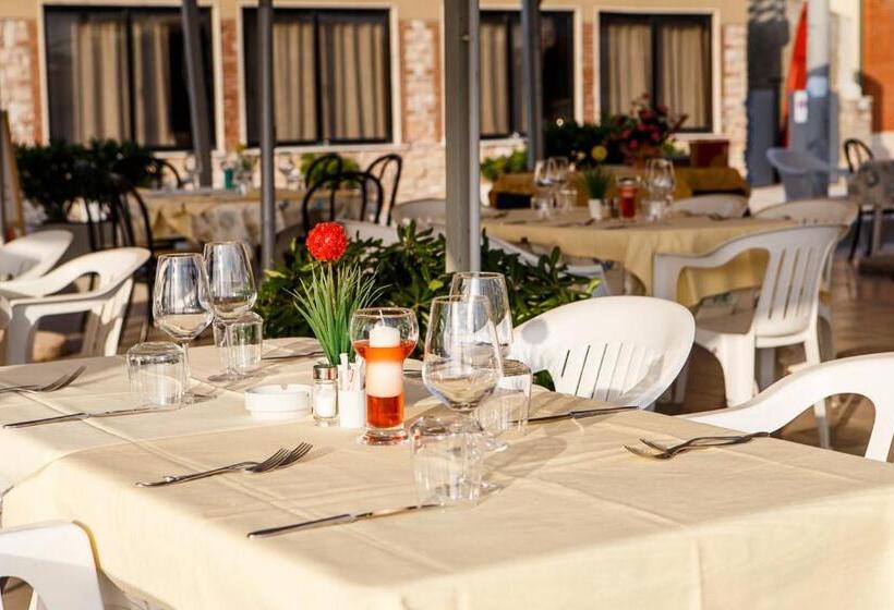 בית מלון כפרי Ristorante Il Gabbiano