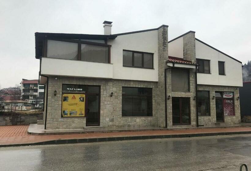 ペンション стаи за гости дани