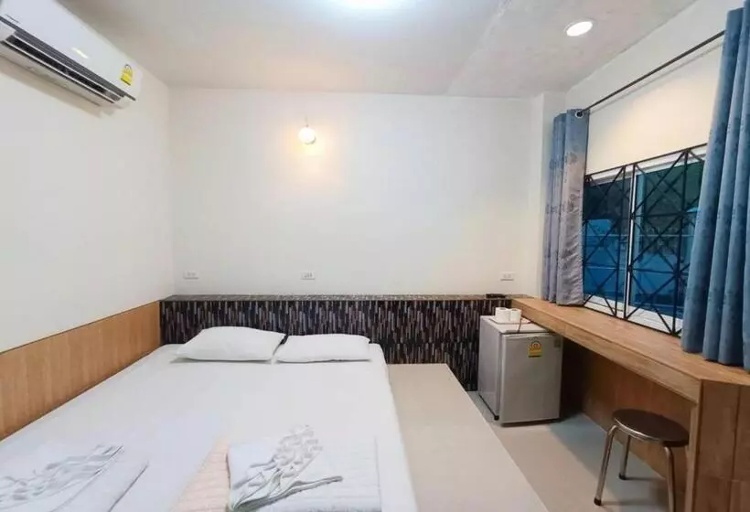 Majatalo กู๊ดวิวสัตหีบ