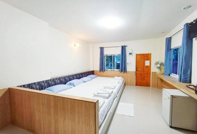 Pensió กู๊ดวิวสัตหีบ