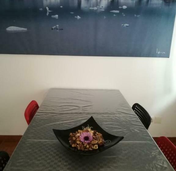 بنسيون Quartos Da Praia