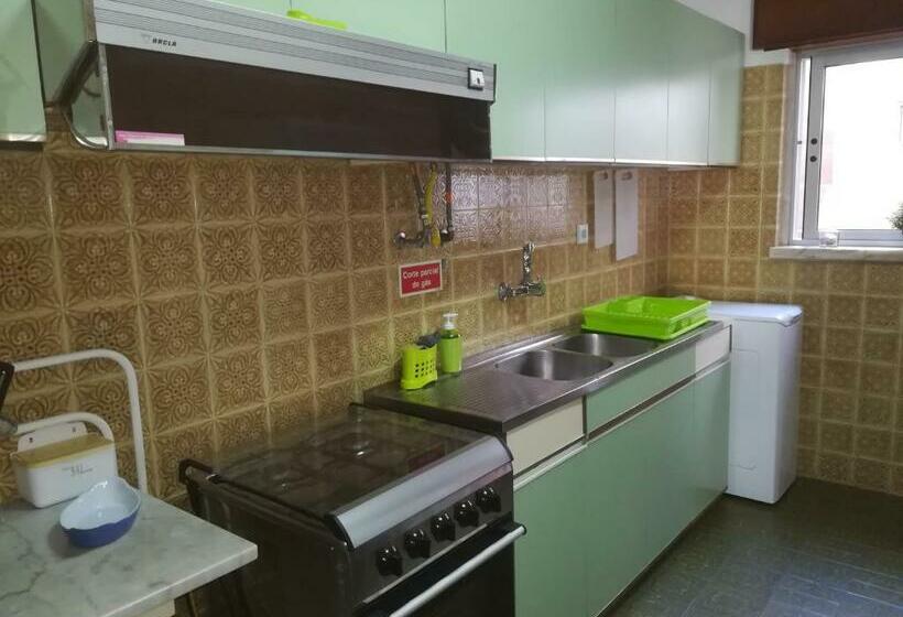 بنسيون Quartos Da Praia