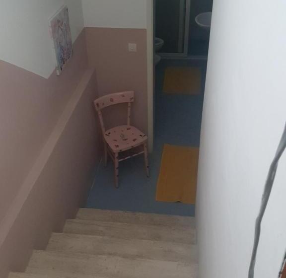 פנסיון Rosagarden S