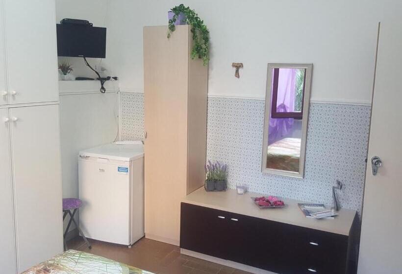 פנסיון Rosagarden S