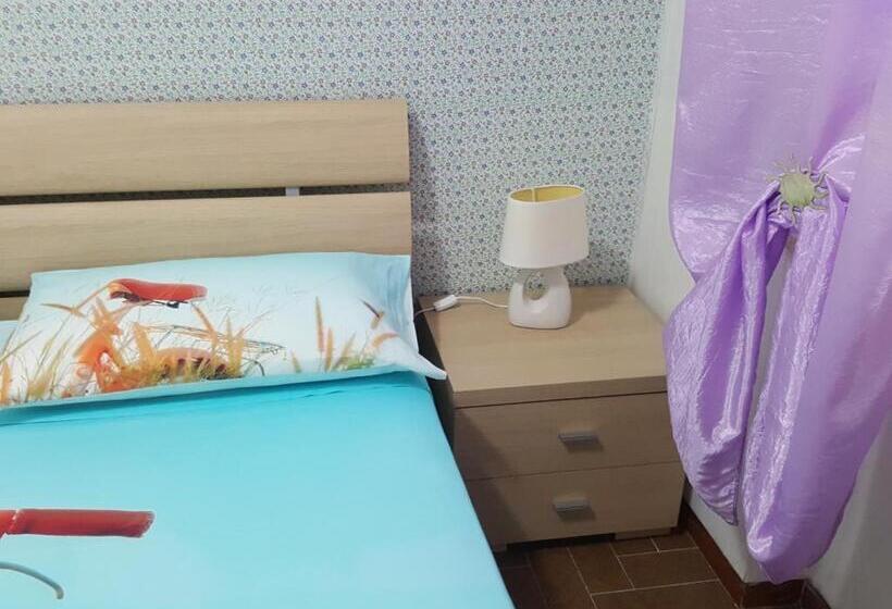 פנסיון Rosagarden S