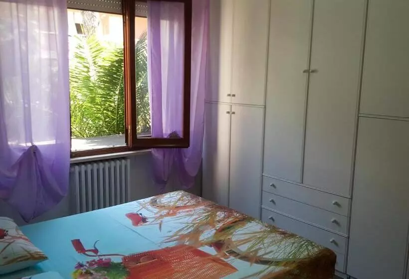 پانسیون Rosagarden S