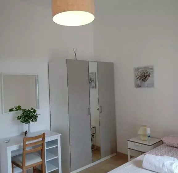 ペンション Serfem Lab Hall & Rooms