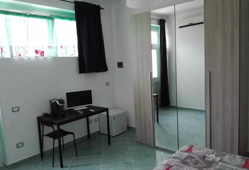 ベッドアンドブレックファースト Affittacamere Villa Zelinda