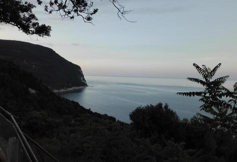 مبيت وإفطار Affittacamere Villa Zelinda